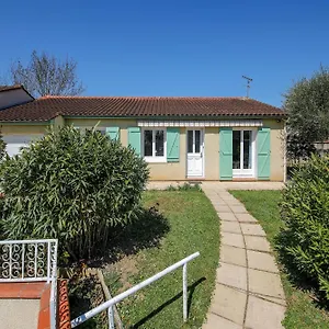  Hébergement de vacances Jolie Maison - Calme - Jardin -